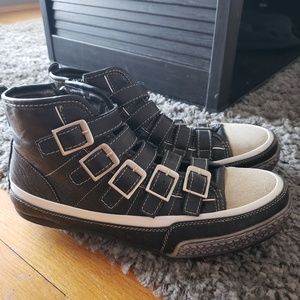 Mens 5 buckle high tops with zippers